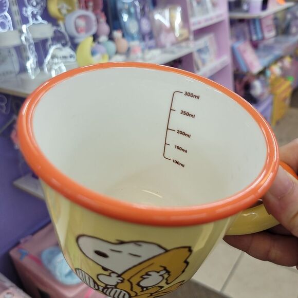 Brand New Peanuts Snoopy Yellow Ceramic Cup - Picture 3 of 10